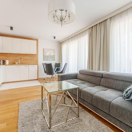 Apart111 Apartament Rodzinny 3 Pokoje - 2 Sypialnie- Sauna, Silownia Kołobrzeg Buitenkant foto