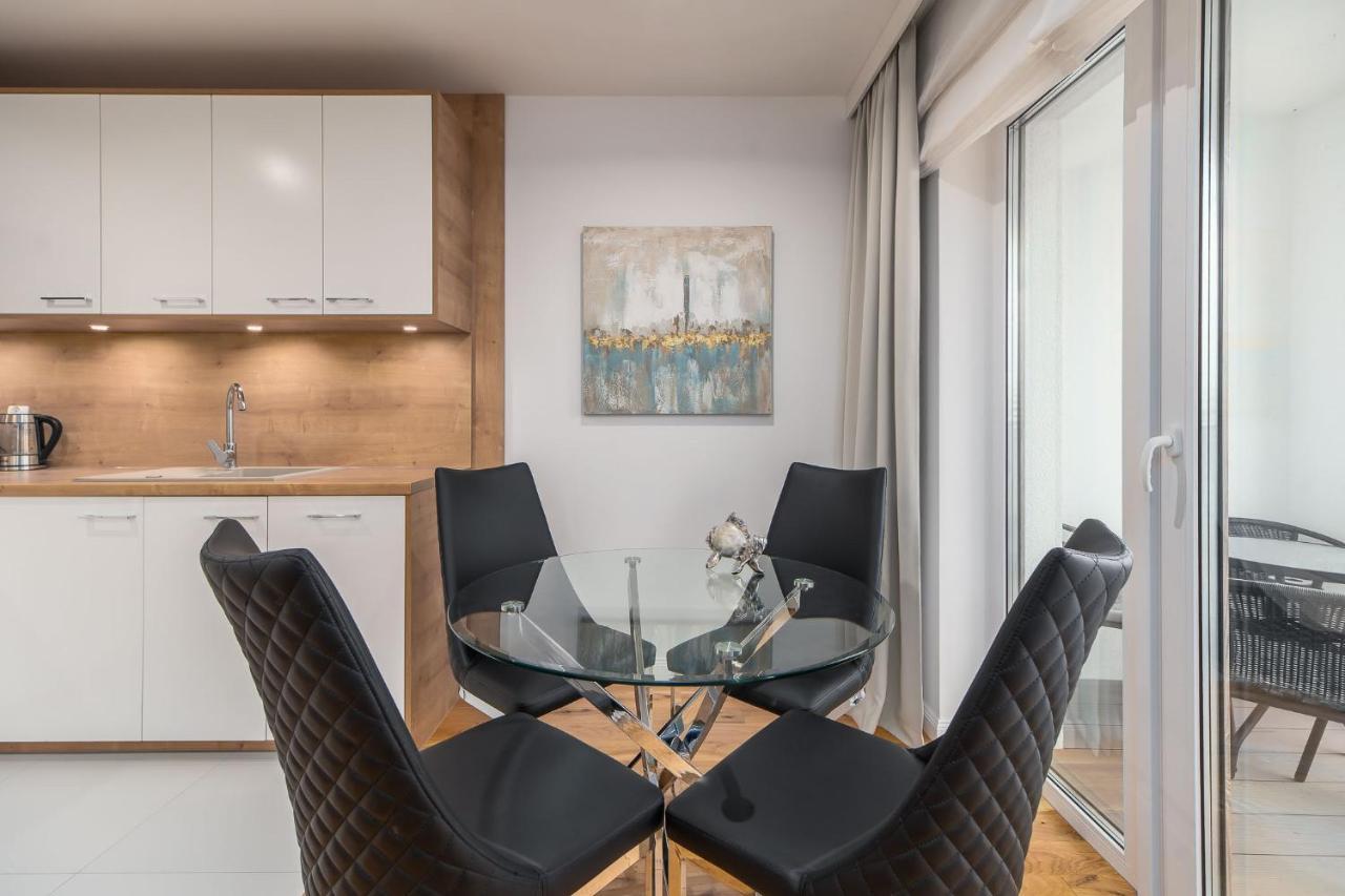 Apart111 Apartament Rodzinny 3 Pokoje - 2 Sypialnie- Sauna, Silownia Kołobrzeg Buitenkant foto