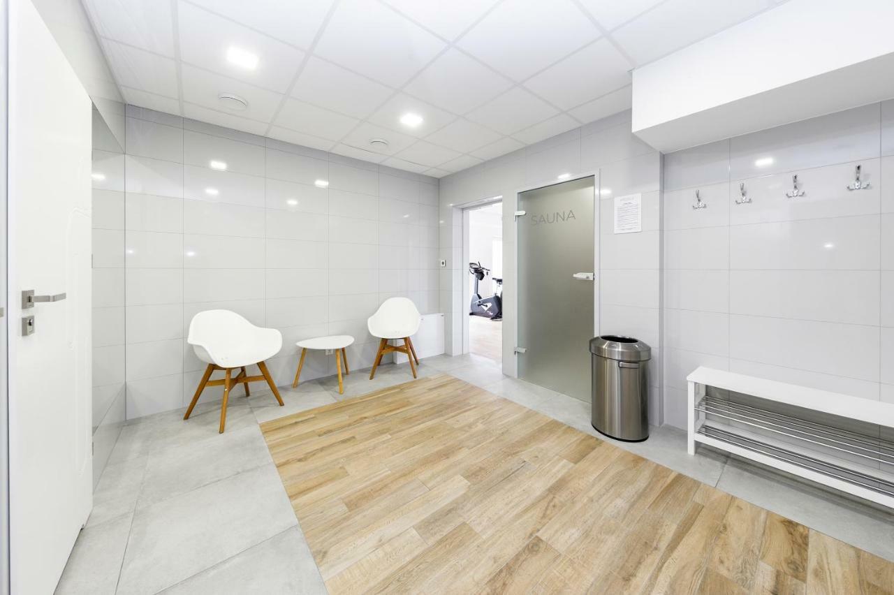 Apart111 Apartament Rodzinny 3 Pokoje - 2 Sypialnie- Sauna, Silownia Kołobrzeg Buitenkant foto