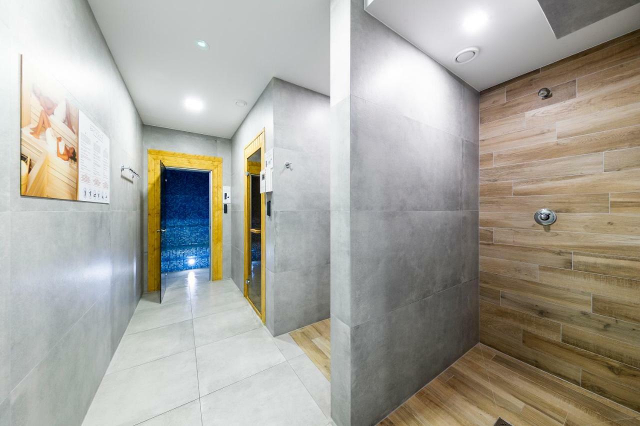 Apart111 Apartament Rodzinny 3 Pokoje - 2 Sypialnie- Sauna, Silownia Kołobrzeg Buitenkant foto