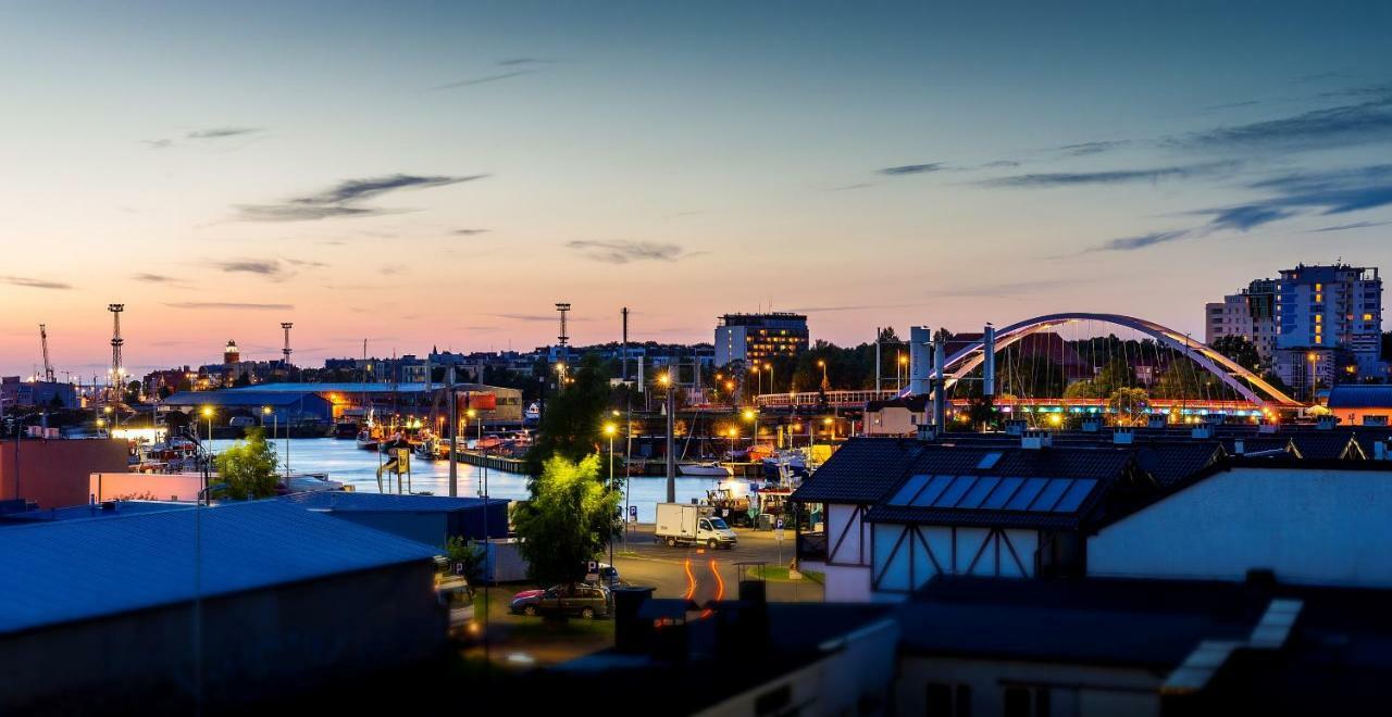 Apart111 Apartament Rodzinny 3 Pokoje - 2 Sypialnie- Sauna, Silownia Kołobrzeg Buitenkant foto